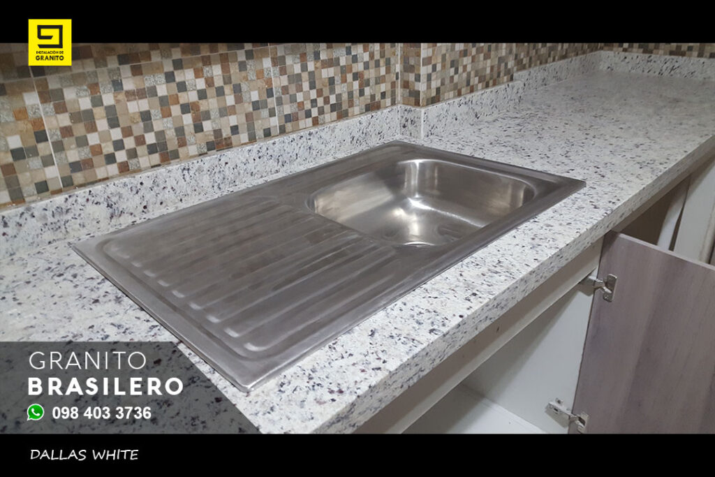 granito-brasileño-dallas-white-cocinas-modernas-sector-el-condado-WEB-020