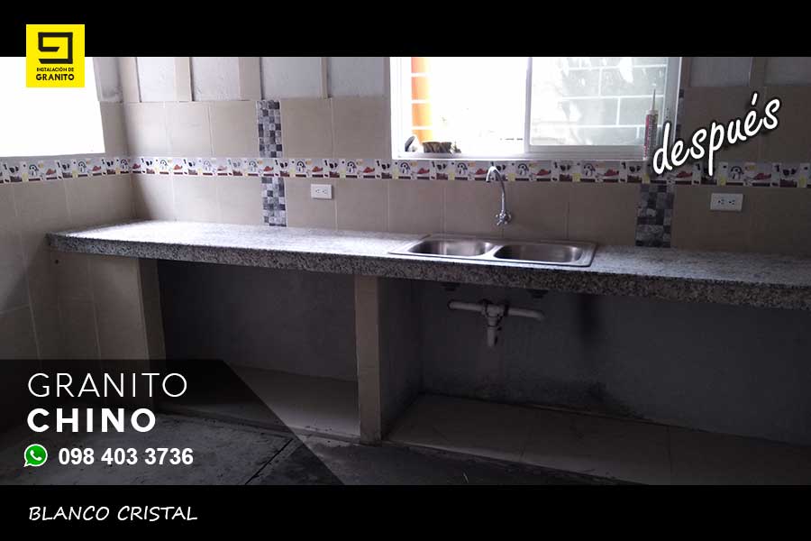 instalacion-de-granito-en-baño-y-cociona-blanco-cristal-especial-en-la-forestal-quito-(001)