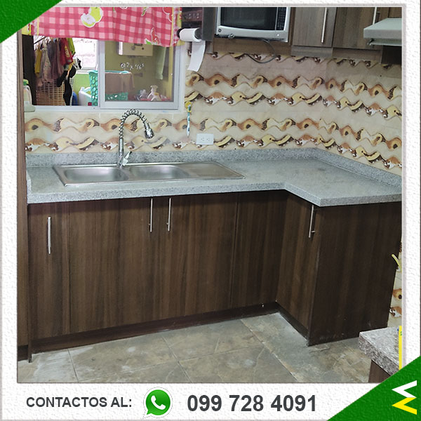 instalacion-de-granito-blanco-cristal-sector-quito-sur-(0012)