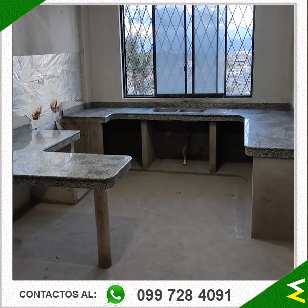 instalacion-de-granito-blanco-cristal-sector-quito-sur-(0011)