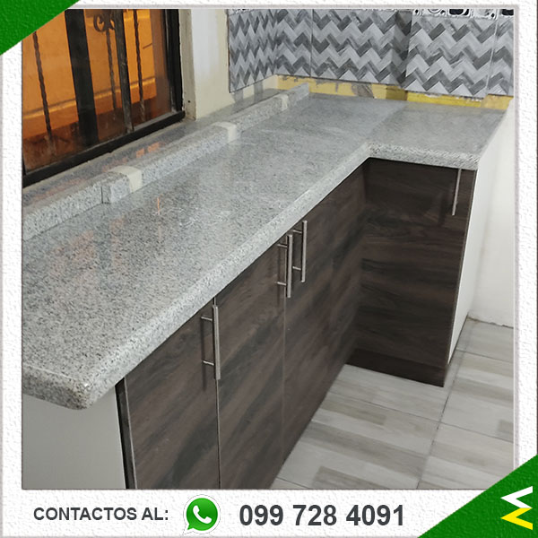 instalacion-de-granito-blanco-cristal-sector-quito-sur-(0030)