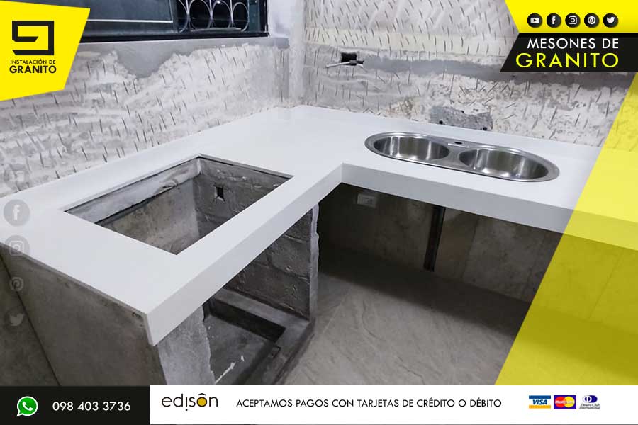 SOÑANDO CON EL MESON DE COCINA Y BAÑO LA REALIZAMOS A TU GUSTO INSTALACION-DE-CUARZO-BLANCO-EN-MESON-DE-COCINA.0045