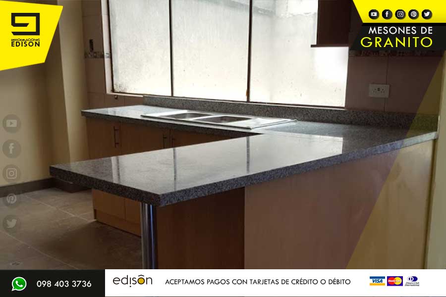 GRANITO-BLANCO-CRISTAL-EN-COCINA.0035
