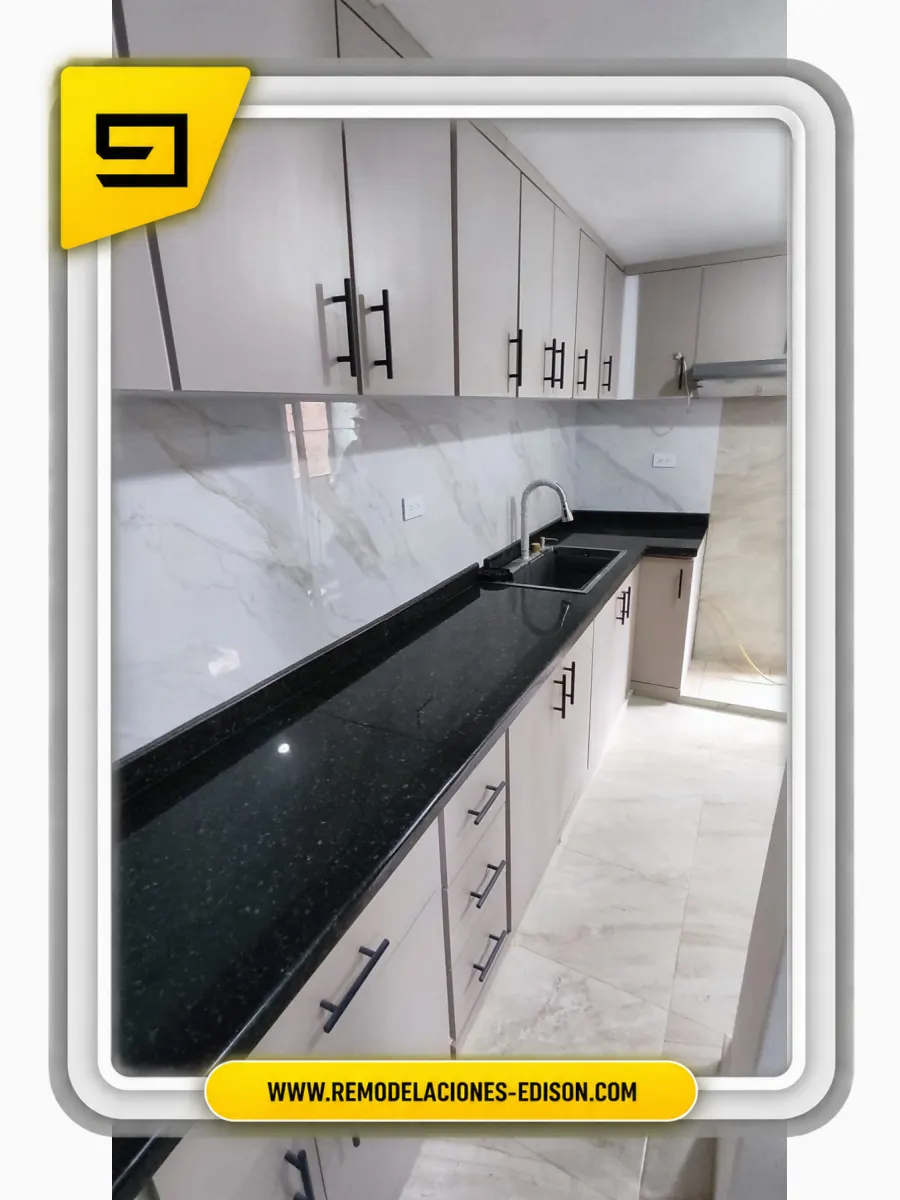Transformación de cocina con Granito VERDE UBATUBA – Quito Norte