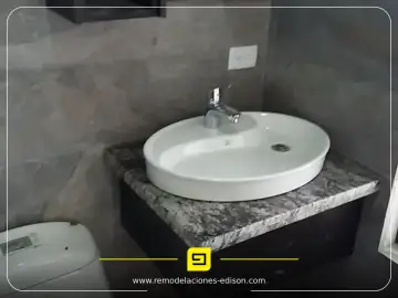 Baño Granito Valles - proyecto terminado