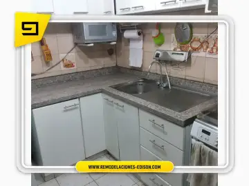 Cocina Granito SUPER BROWN Quito Norte - proyecto terminado