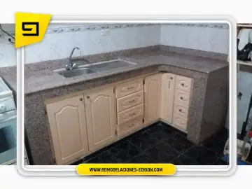 Cocina Granito SUPER BROWN Carapungo - proyecto terminado