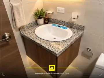 Baño Granito Blanco Cristal Especial Conocoto - proyecto terminado